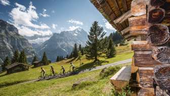 Oltre il rifugio alpino
